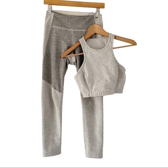 OUTDOOR VOICES Two-Tone Warmup Crop Leggings & Sports Bra SET - Picture 7 of 16